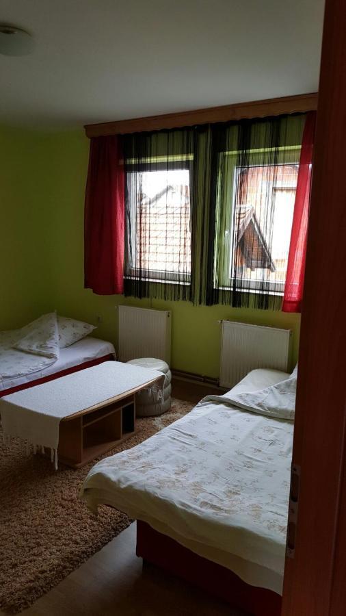 Apartmani Malina 3 Bijeljina Exterior photo